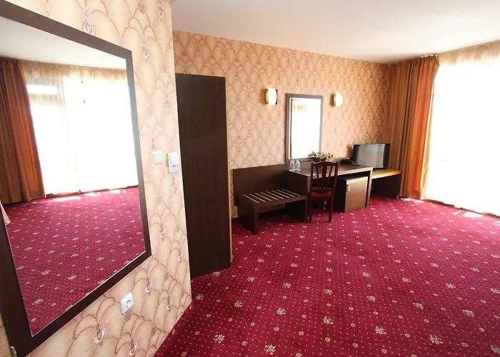 Izola Paradise Hotel