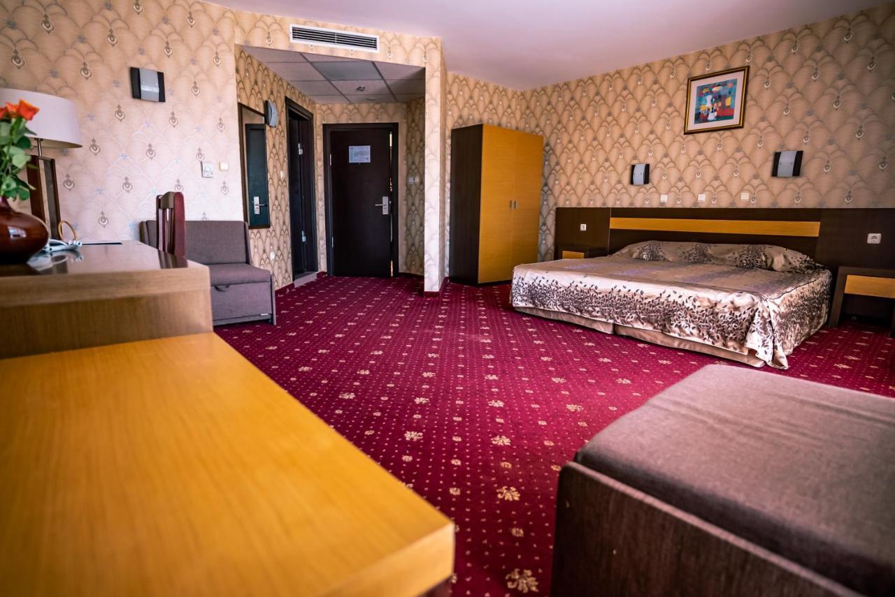 Hotel Izola Paradise Sunny Beach
