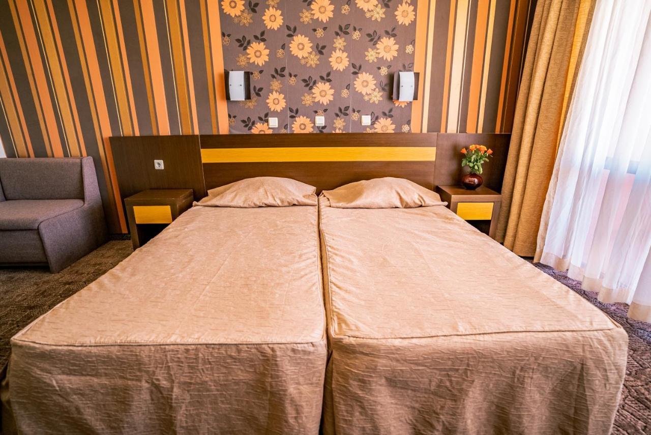 Izola Paradise Готель 4*
